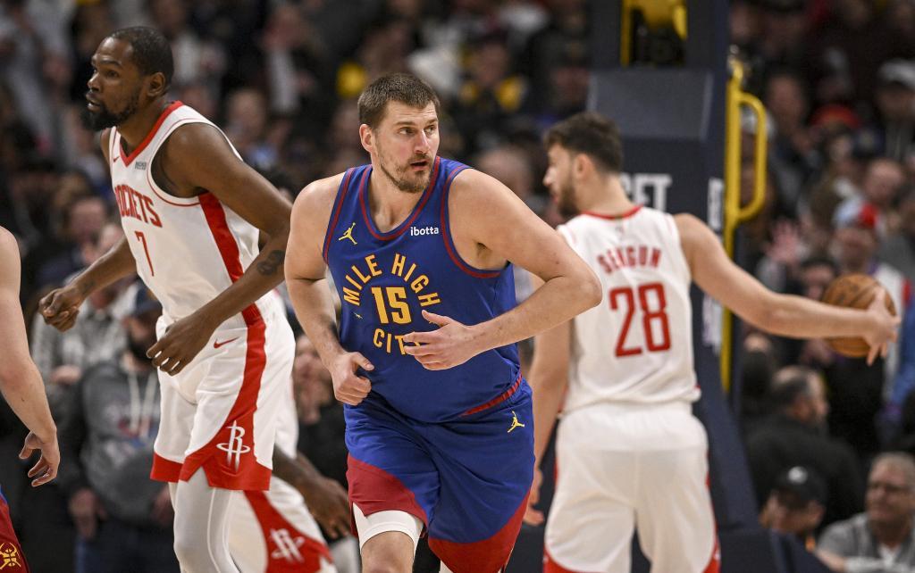 星空体育官方网站-NBA｜约基奇砍下赛季第25次三双，MVP之争又有悬念了