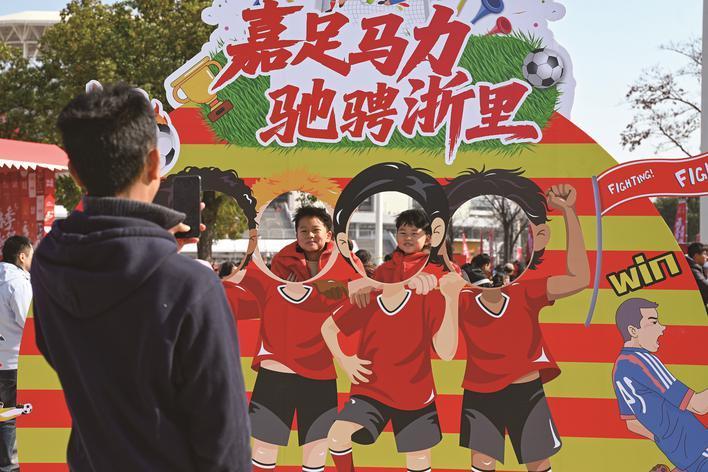 星空体育app下载-致我们难忘的“嘉冠”记忆