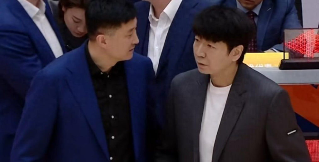 10中2！4中1！广东男篮惨败山东，全明星MVP+三分王就这？太差了