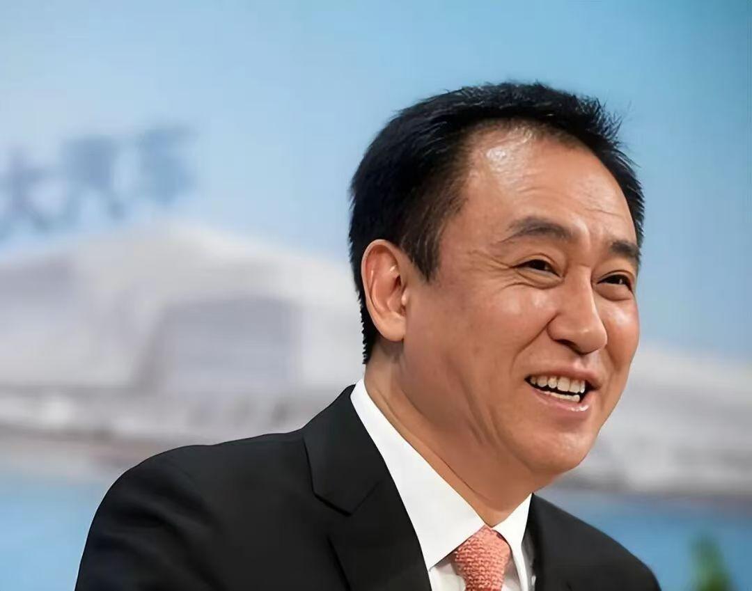 星空体育官方网站-大瓜！许家印昔日恒大奢靡细节流出，丁玉梅海外包养30岁白人小伙